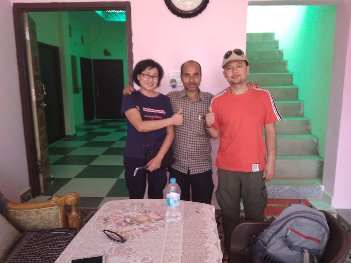 Happy Homestay 克久拉霍 外观 照片