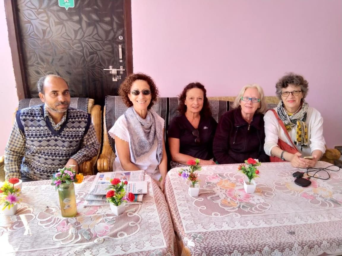 Happy Homestay 克久拉霍 外观 照片
